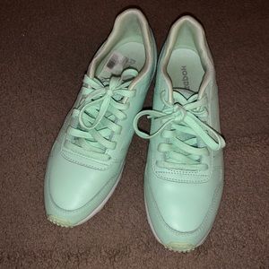 Rebook Classics - Mint Green